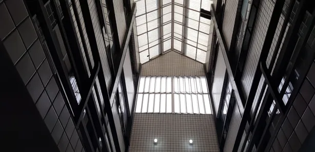 Prédio Inteiro para venda ou aluguel, 800m² no Jardim Vinte e Cinco de Agosto, Duque de Caxias