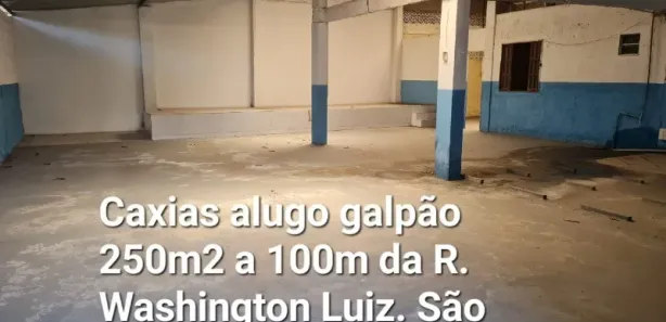 Galpão / Depósito / Armazém para venda ou aluguel, 250m² no Chácaras Rio-Petrópolis, Duque de Caxias