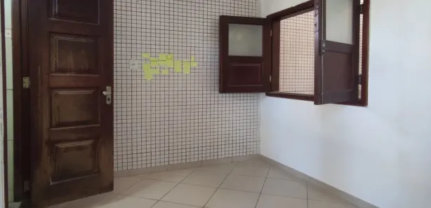 Casa com 3 Quartos para alugar, 180m² no Cremação, Belém