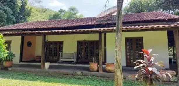 Fazenda / Sítio / Chácara com 3 Quartos à venda, 11000m² no , Rio Bonito