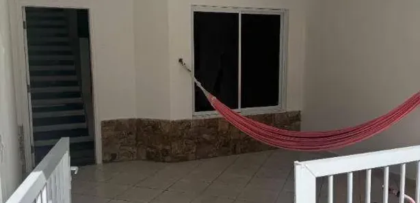 Casa de Condomínio com 3 Quartos para alugar, 135m² no Canto do Forte, Praia Grande