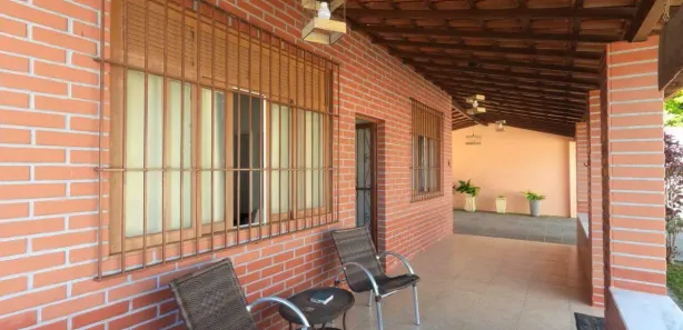 Casa com 5 Quartos à venda, 238m² no Hospício, Araruama