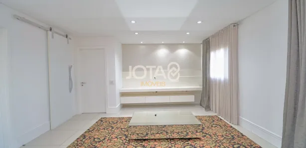 Apartamento com 3 Quartos para alugar, 143m² no Cristo Rei, Curitiba