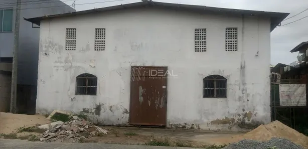 Galpão / Depósito / Armazém à venda, 200m² no Parque Esplanada, Campos dos Goytacazes