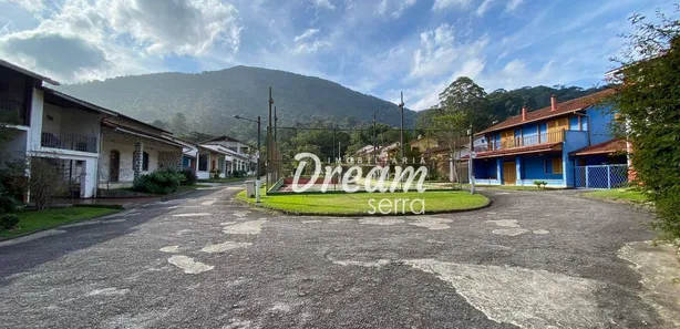 Casa de Condomínio com 5 Quartos para venda ou aluguel, 230m² no Carlos Guinle, Teresópolis