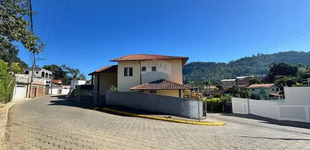 Casa com 3 Quartos à venda, 137m² no Bem-Te-VI Amarelo, Bom Jardim