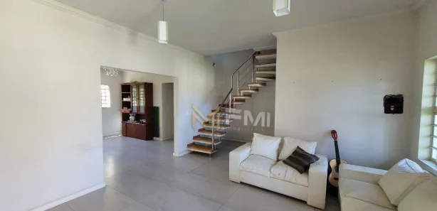Sobrado com 3 Quartos à venda, 167m² no Remanso Campineiro, Hortolândia