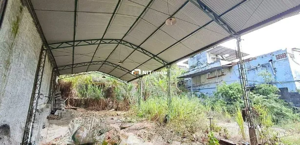 Galpão / Depósito / Armazém à venda, 200m² no Ilha da Conceição, Niterói