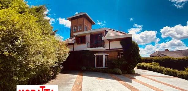 Casa de Condomínio com 5 Quartos para venda ou aluguel, 700m² no Jardim do Embaixador, Campos do Jordão