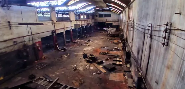 Galpão / Depósito / Armazém à venda, 1500m² no Cascadura, Rio de Janeiro