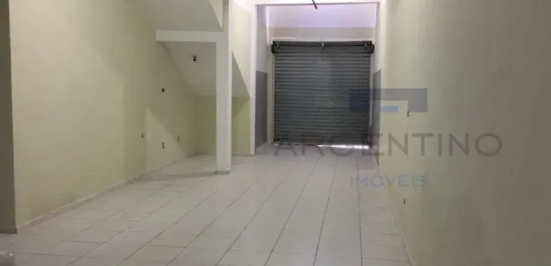 Loja / Salão / Ponto Comercial à venda, 266m² no Centro, Poá