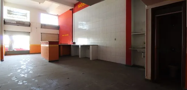 Loja / Salão / Ponto Comercial à venda, 75m² no Centro, Divinópolis