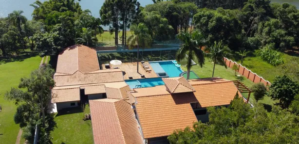 Fazenda / Sítio / Chácara com 10 Quartos à venda, 2100m² no Campo Verde, Ibiúna
