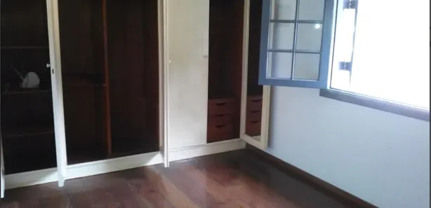 Sobrado com 3 Quartos à venda, 620m² no Jardim Valflor, Embu-Guaçu