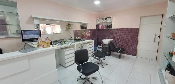 Loja / Salão / Ponto Comercial com 3 Quartos à venda, 343m² no Centro, Campina Grande