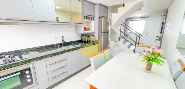 Sobrado com 2 Quartos à venda, 77m² no Velha Central, Blumenau