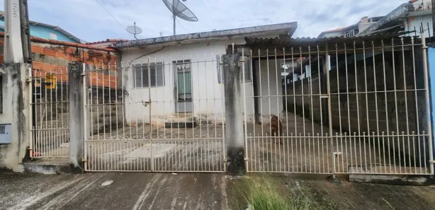 Casa com 2 Quartos à venda, 70m² no Centro, Igaratá