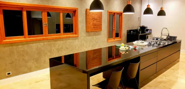 Fazenda / Sítio / Chácara com 6 Quartos à venda, 700m² no Mairinque, Mairinque
