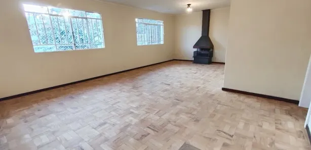 Casa com 3 Quartos para alugar, 230m² no Campina do Siqueira, Curitiba