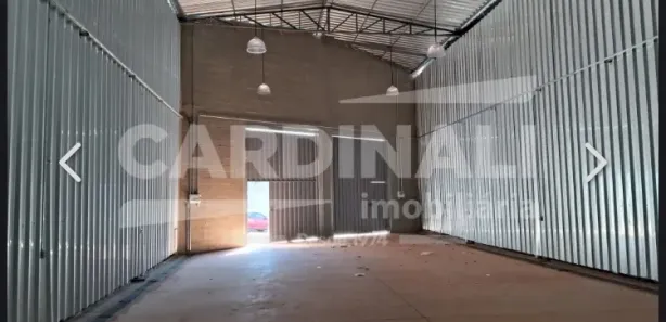 Galpão / Depósito / Armazém para venda ou aluguel, 134m² no Jardim São Gabriel, Araraquara