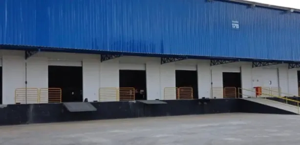 Galpão / Depósito / Armazém para alugar, 2500m² no Coqueiro, Ananindeua