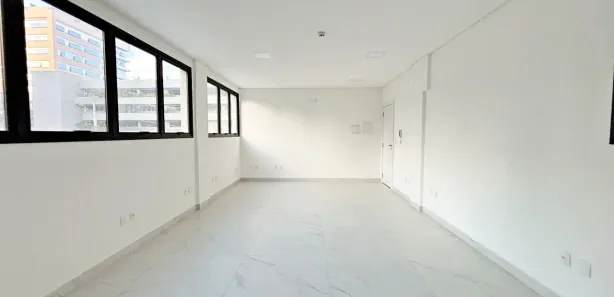 Conjunto Comercial / Sala para alugar, 38m² no Velha, Blumenau