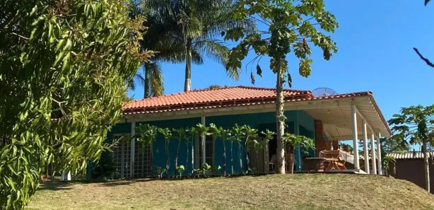 Fazenda / Sítio / Chácara com 2 Quartos à venda, 8500m² no , Assaí