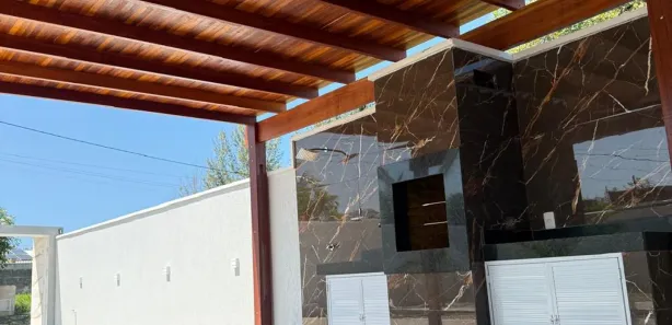 Casa de Condomínio com 3 Quartos para alugar, 200m² no Camara, Aquiraz