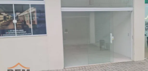 Conjunto Comercial / Sala para alugar, 20m² no Lídia Duarte, Camboriú
