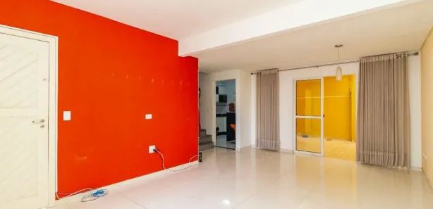 Casa de Condomínio com 3 Quartos à venda, 104m² no Uberaba, Curitiba