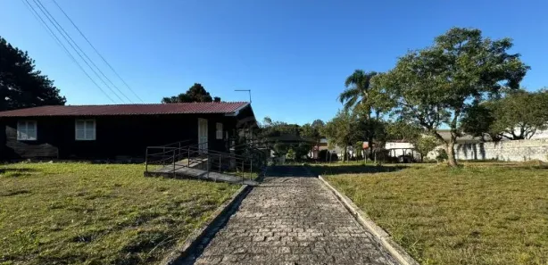 Fazenda / Sítio / Chácara com 3 Quartos à venda, 180m² no Palmitalzinho, Quatro Barras