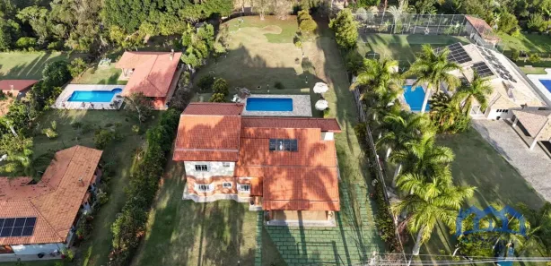 Fazenda / Sítio / Chácara com 4 Quartos à venda, 2700m² no , Mairinque