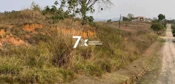 Terreno / Lote / Condomínio à venda, 697m² no Vicentino, Resende