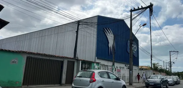 Galpão / Depósito / Armazém para alugar, 665m² no Residencial Praia Âncora, Rio das Ostras