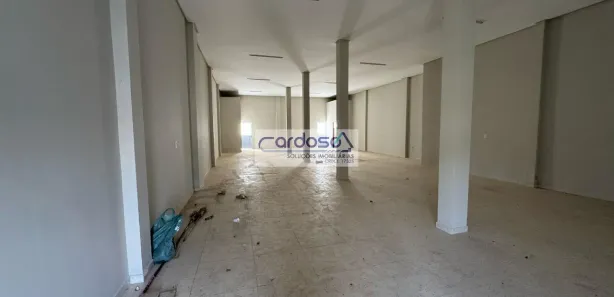 Loja / Salão / Ponto Comercial para alugar, 450m² no Cohab São Francisco, Petrolina