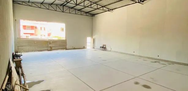 Galpão / Depósito / Armazém para alugar, 258m² no Terra Firme, Rio das Ostras