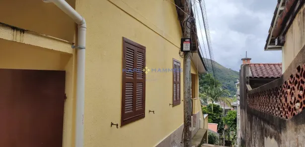 Casa com 3 Quartos à venda, 80m² no Morin, Petrópolis