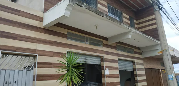 Loja / Salão / Ponto Comercial com 3 Quartos à venda, 300m² no Belvedere, Ribeirão das Neves