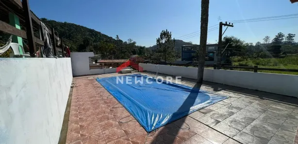 Fazenda / Sítio / Chácara com 2 Quartos à venda, 2800m² no , São Lourenço da Serra