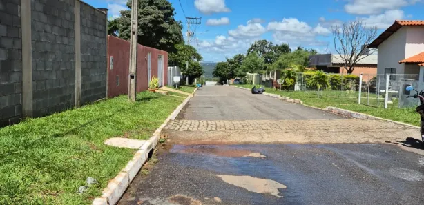 Terreno / Lote / Condomínio com 1 Quarto à venda, 800m² no Paranoá, Brasília