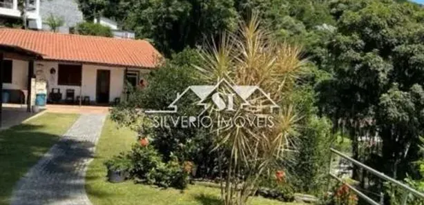 Fazenda / Sítio / Chácara com 3 Quartos à venda, 175m² no Chácaras Rio-Petrópolis, Duque de Caxias
