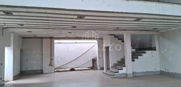 Loja / Salão / Ponto Comercial para alugar, 309m² no Vila Anita, Limeira