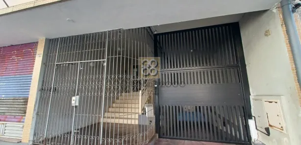 Apartamento com 2 Quartos para alugar, 54m² no Centro, Curitiba