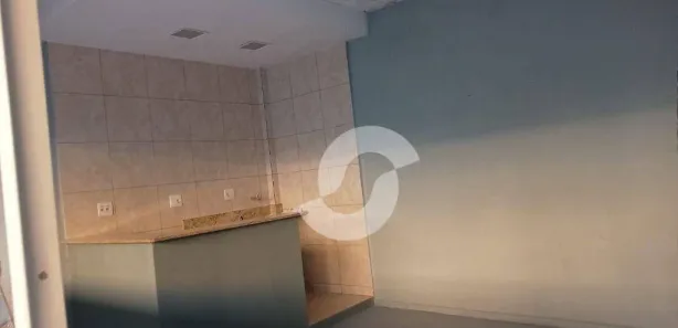 Galpão / Depósito / Armazém para alugar, 720m² no Piratininga, Niterói