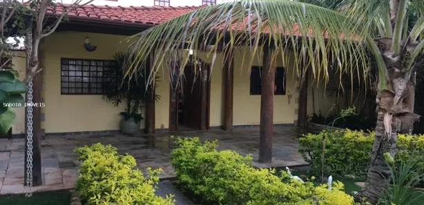 Casa com 6 Quartos à venda, 300m² no Residencial Santos Dumont, Brasília