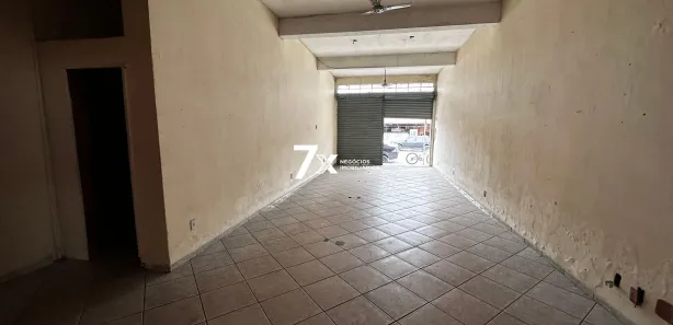Loja / Salão / Ponto Comercial à venda, 200m² no Liberdade, Resende