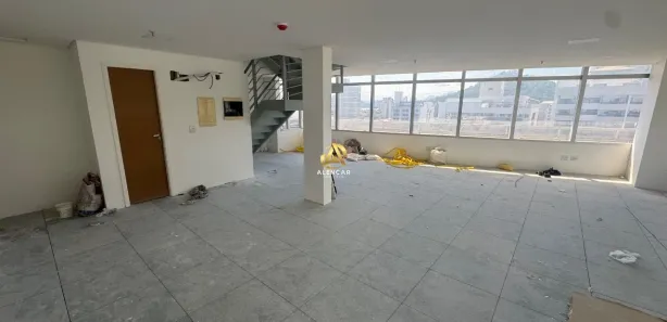 Conjunto Comercial / Sala para alugar, 200m² no Praia da Costa, Vila Velha