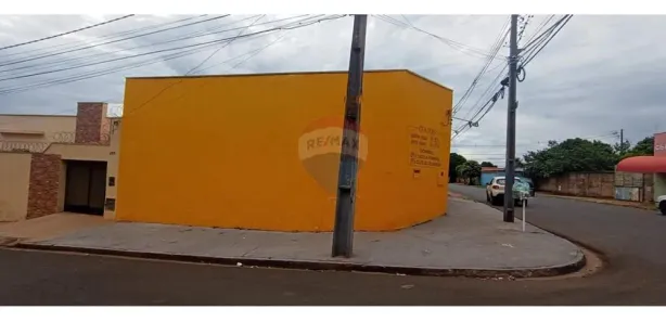 Galpão / Depósito / Armazém à venda, 140m² no Alfredo Freire II, Uberaba