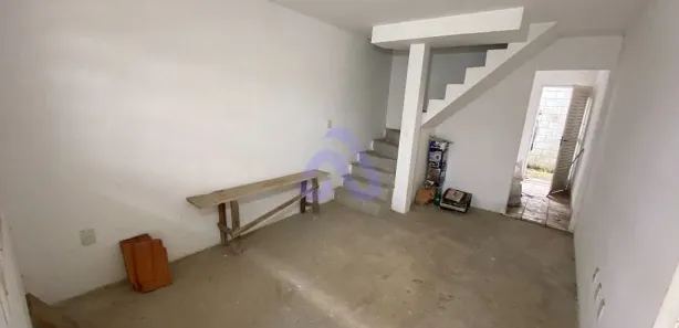 Sobrado com 2 Quartos à venda, 65m² no Parque Dourado, Ferraz de Vasconcelos