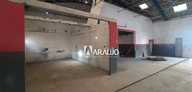 Galpão / Depósito / Armazém à venda, 800m² no São João, Itajaí